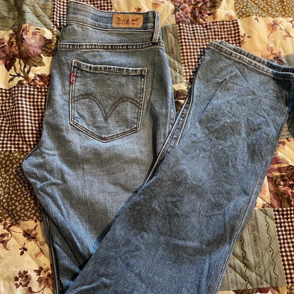 Vintage womens levi jeans